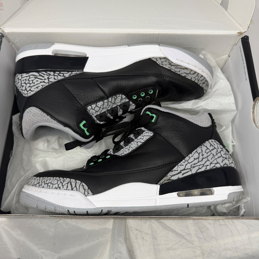 Jordan 3 Retro Green Glow Black Wolf Grey CT8532-031 Mens Size 9